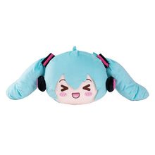 Load image into Gallery viewer, Moeyu Hatsune Miku Squinty Eyes Series Shoulder Bag-Moeyu-Makochan.store