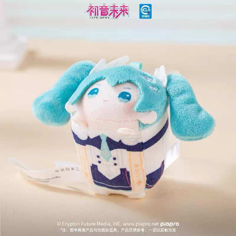 Hatsune Miku Knight Fantasy Series Plush Magnetic Pocket Keychain - Moeyu - Makochan - Belgium - Europe