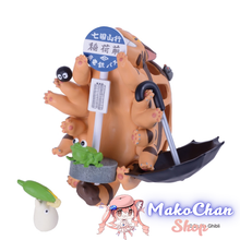 Load image into Gallery viewer, Studio Ghibli My Neighbor Totoro Catbus Carrying on Figure (pre-order)
