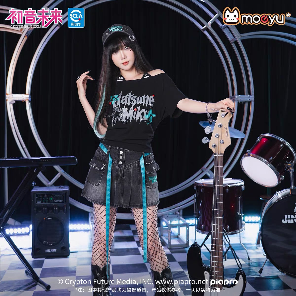 moeyu Hatsune Miku Rock Future Series Off-Shoulder T-Shirt
