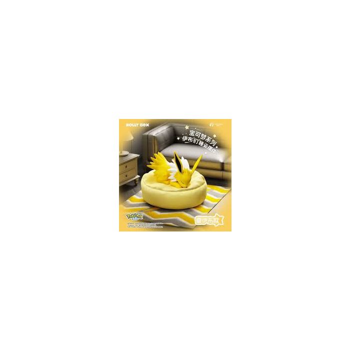 Holly Box Pokemon Eevee Sleeping pose Blind Box | Makochan