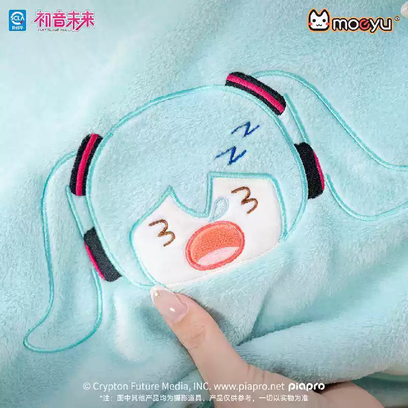 MOEYU Hatsune Miku Everyday Chill Series Portable Plush Air Conditioning Blanket