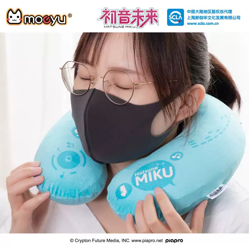 MOEYU Hatsune Miku U-Shaped Neck Pillow