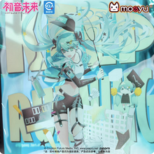 Tải hình ảnh vào trình xem Thư viện, Moeyu Hatsune Miku “Run Run” Series Transparent Jelly Crossbody Bag | Official Miku Shoulder Bag Anime Merchandise
