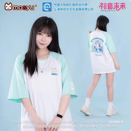 Moeyu Hatsune Miku “Retro Meets Future” Raglan T-Shirt | Official Vocaloid Short Sleeve Top - Makochan.store - Makochan - Belgium - Europe