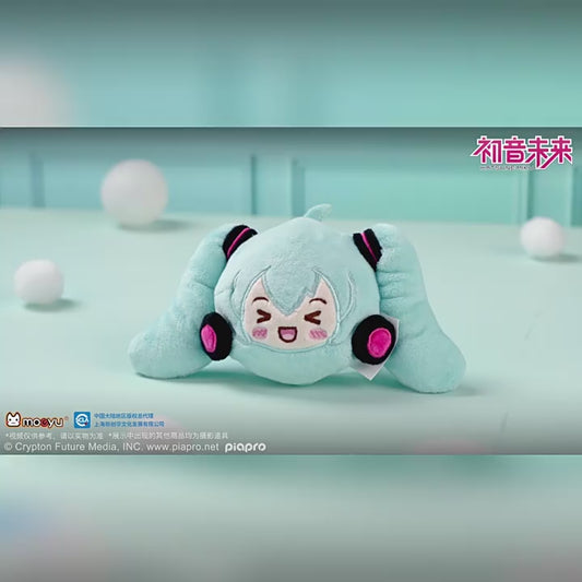 Moeyu: Hatsune Miku Squinting Eyes Series Plush Comb