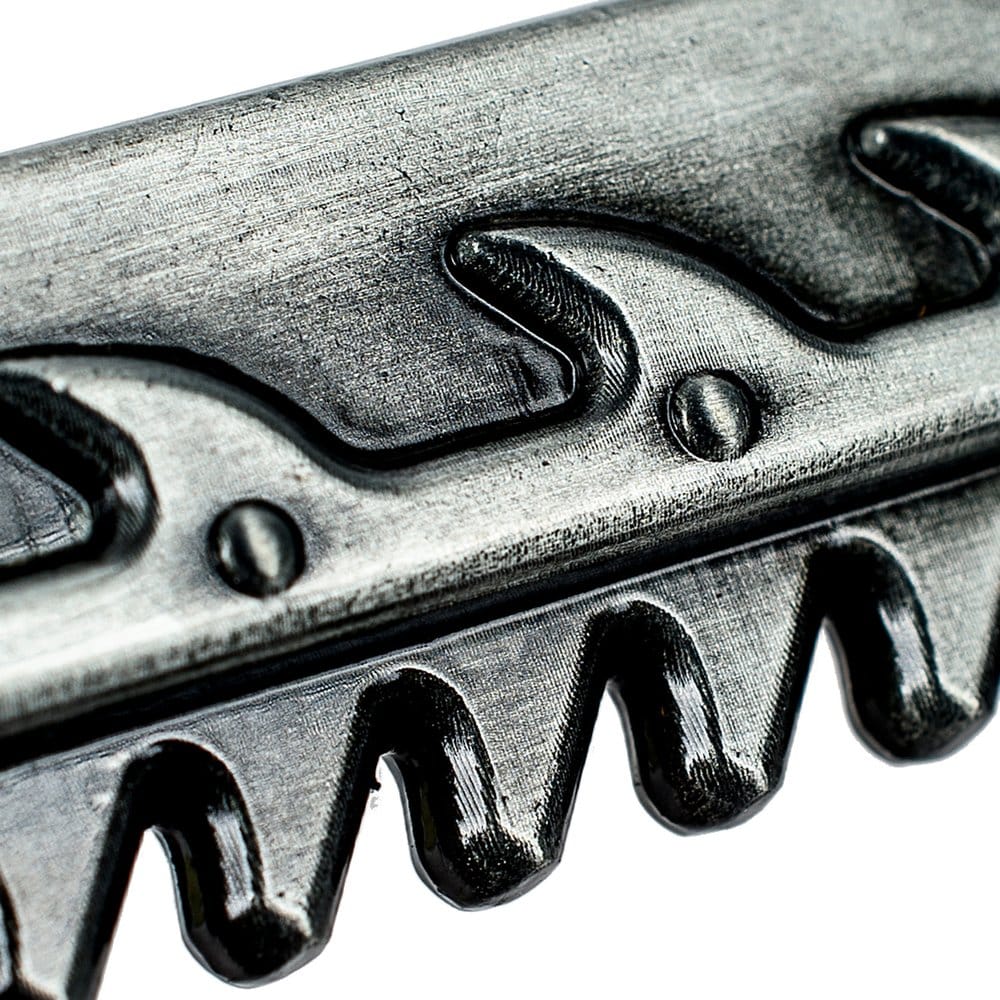 AAA Merchandise Warhammer 40,000 Bottle Opener Chaos Chainsword | Makochan