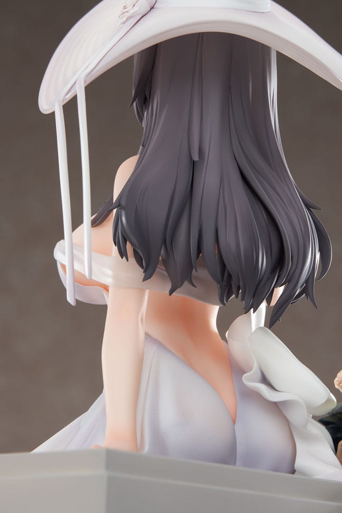 APEX Azur Lane PVC Statue 1/7 Charybdis Brilliant Belle Ver. 27 cm | Makochan