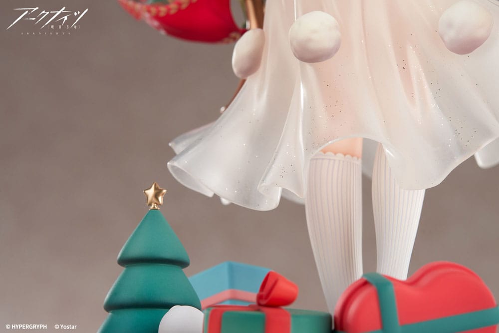 APEX Arknights PVC Statue 1/7 Goldenglow Maiden For The Bright Night Ver. 28 cm | Makochan