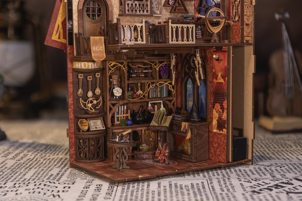 CuteBee Book Nook Flame Common Room 23 x 11 cm | Makochan
